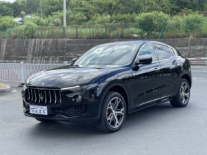 El <span class=keywords><strong>Precio</strong></span> <span class=keywords><strong>de</strong></span> Exportación del Automóvil <span class=keywords><strong>de</strong></span> Gasolina Profesional <span class=keywords><strong>Maserati</strong></span> Levante 3.0T Edición Estándar 2018 Es Bajo - Product Image 2