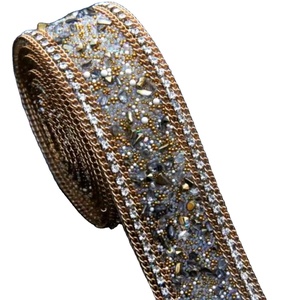 En gros Hot Fix Cristal Strass Ruban Frange Coupe Hotfix Fer sur Strass Diamant Pierre Bande de Garniture par la Cour - Product Image 1