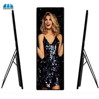 Affiche d'intérieur Led P2.5 GOB LED Digital Sign Affichage publicitaire Acheter une affiche Led Vidéo numérique Affiche publicitaire Écran miroir