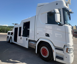 Carro Attrezzi Idraulico Rotante 6x4 ad Alta Resistenza, Camion di Soccorso Multifunzionale per la Gestione di Camion Sovraccaricati o Incidentati - Product Image 1