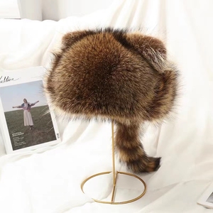Nouveau femmes naturel fourrure de raton laveur chapeau pour l'hiver épais chaud oreille mode pompons chapeau dame beauté vraie fourrure de <span class=keywords><strong>renard</strong></span> - Product Image 2