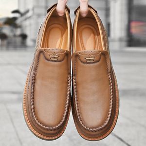 Chaussures habillées de bureau et de carrière pour hommes Hellosport, en cuir véritable, à lacets, antidérapantes, légères, tendance et abordables, vente en gros - Product Image 2