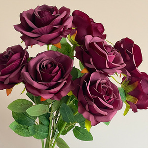 Roses artificielles en velours en gros, en vrac, rouges, blanches, bleues, roses, noires, violettes, fleurs décoratives personnalisées - Product Image 1