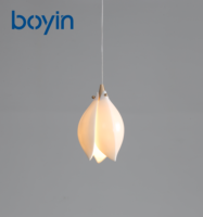 Lustre long de luxe en forme de fleur de magnolia, suspension nordique en porcelaine multi-têtes rotative pour escalier à plafond haut