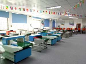 Otomatik kırık iğne <span class=keywords><strong>Metal</strong></span> dedektörü tekstil endüstrisi için - Product Image 6