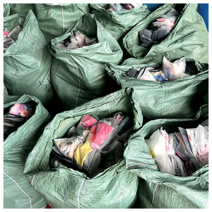 เสื้อผ้ามือสองคุณภาพสูงสำหรับฤดูร้อน ขายส่งเสื้อผ้าแบรนด์เนมมือสอง เสื้อยืดผู้ชายมือสอง เสื้อผ้ามือสองแบบเบล - Product Image 6