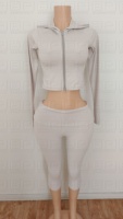 Ensemble de vêtements Y2K pour femmes avec logo personnalisé en strass, streetwear, ensembles de yoga, veste à capuche et pantalon capri pliable pour femmes