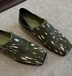 Zapatos Cómodos Sin Cordones 2026, Zapatos Planos de Tacón Grueso y Punta Cuadrada, Versátiles y Modernos para Mujer, Ideales para el Trabajo y Viajes Diarios - Product Image 1