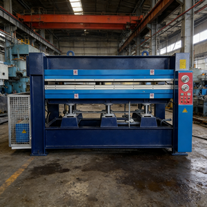 Presse à chaud hydraulique haute température pour le laminage de panneaux de bois, équipement de traitement du contreplaqué pour portes de meubles - Product Image 1
