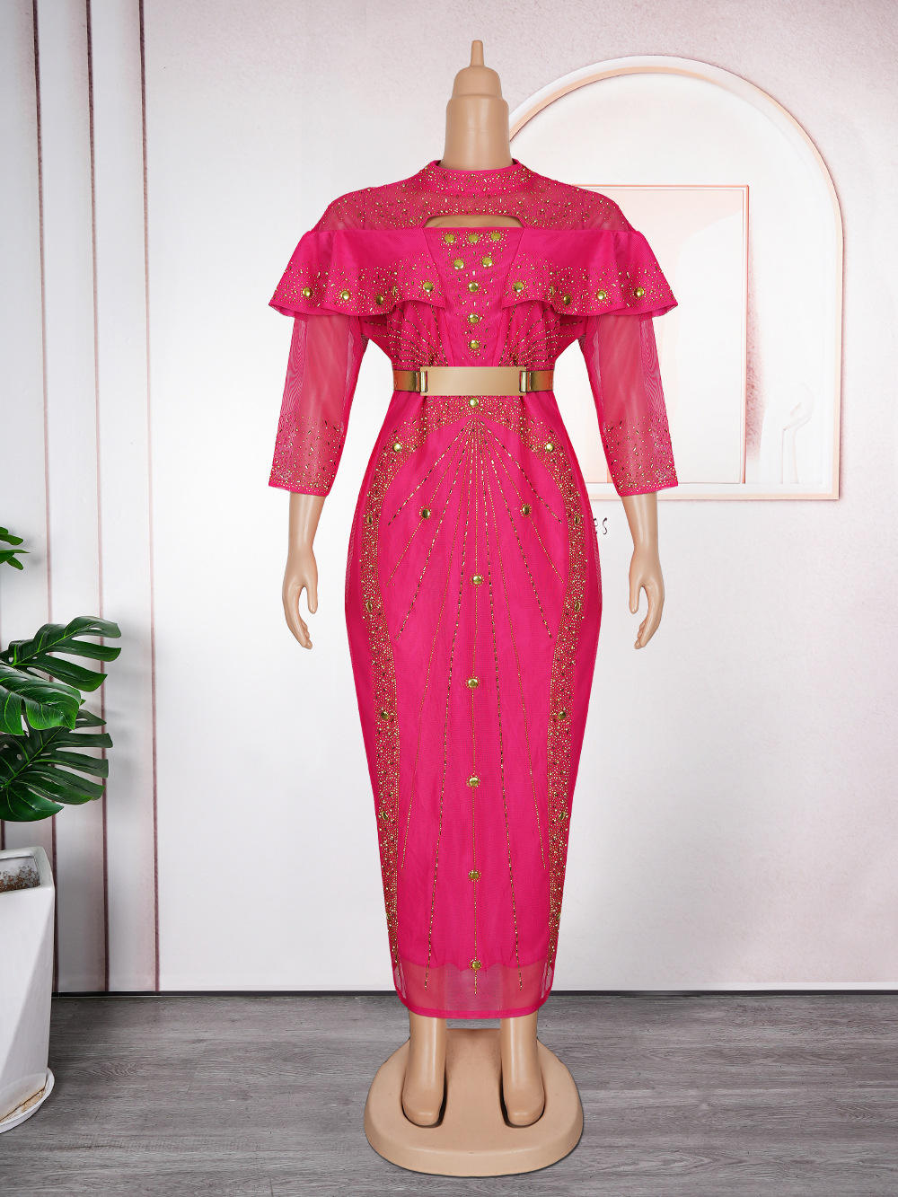 สีแดงม่วง