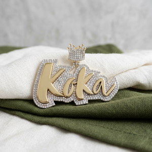 Colgante de lujo estilo hip hop para fiestas y eventos, con incrustaciones de moissanita y diamantes, de plata 925, personalizado con nombre, letra, texto o forma, para hombre. - Product Image 1