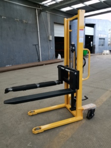 Made in China Manual <strong>Pallet</strong> Stacker SYC Series 1 Yon Downward Protection Warehouse Workshop - Product Image 4