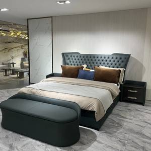 Современная кровать в итальянском и европейском стиле, двуспальная, из натуральной кожи, с регулируемой спинкой, на деревянном каркасе, для спальни, премиум-класса, дизайнерская. - Product Image 3