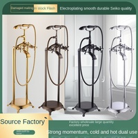 BUTERFLEOGE Robinet de douche sur pied classique pour hôtel, à double poignée, avec pommeau de douche carré effet pluie, finition laiton antique poli