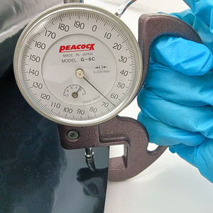 <span class=keywords><strong>Film</strong></span> de caoutchouc de silicone conducteur personnalisé 10E2-10 Ω -70 °C ~ 200 °C Plage de température pour blindage EMI Protection ESD Moulage par soufflage - Product Image 6