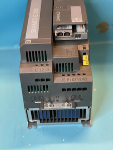 Convertidor de Frecuencia 6SL32203YE280UF0 6SL3220-3YE28-0UF0, Unidad de Accionamiento de CA Trifásica de 11 kW y 400 V - Product Image 1