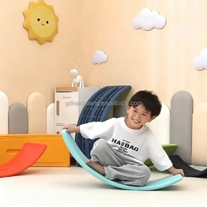 Tavola Curva a Dondolo Sensoriale per Bambini da Interno, Aiuta a Allenare la Concentrazione per lo Sviluppo Fisico Quotidiano dei Bambini, Attrezzatura per l'Allenamento - Product Image 3