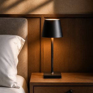 Lampe de table LED moderne sans fil, <span class=keywords><strong>rechargeable</strong></span> par USB, avec capteur tactile, lampe de bureau en alliage d'aluminium, veilleuse pour chambre à coucher, salle à manger, maison - Product Image 2