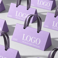 Tas Belanja Kertas Kraft Cetak Offset dengan Pegangan Die-Cut, Logo Embos Mewah, Laris Manis, Warna Pink untuk Makeup