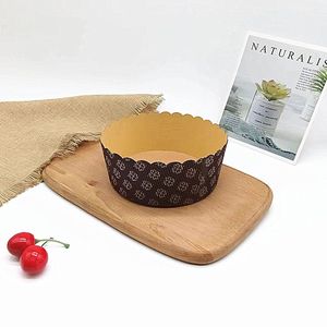 Vassoio in Carta per Panettone, Dolce Natalizio Italiano, Tazza in Carta Ondulata, Stampo Rinforzato e Resistente al Forno - Product Image 1