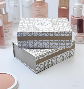 Tùy Chỉnh Sang Trọng Tinh Khiết Trắng Hộp Các Tông Với Lụa Đồ Ngủ Phụ Nữ/Đồ Lót Thiết Lập Cho Phụ Nữ Quần Áo Trang Phục Bao Bì Hộp - Product Image 6