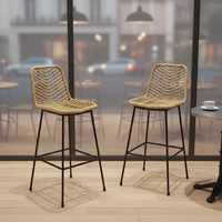 Tabouret de bar pliant contemporain en rotin tressé avec structure en acier, dossier haut, minimaliste, décontracté, pour l'extérieur, mobilier de bar et de salle à manger