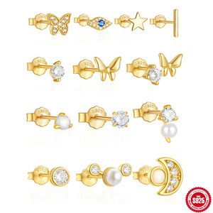 Juego de 3 Pendientes Pequeños y Sencillos de Plata de Ley 925 con Mariposa/Perla/Opal - Product Image 2