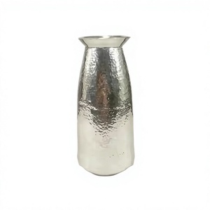 Florero de Metal de excelente calidad hecho a mano diseñador nueva maceta clásico elegante diseñador nueva maceta decorativa - Product Image 1