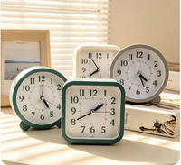 Jam Dekorasi Rumah Gaya Sederhana Jam Alarm Bisu Tanpa Suara Detik Berjalan Cepat untuk Pelajar Jam Meja Kamar Tidur Anak