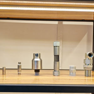 Équipement de <span class=keywords><strong>lavage</strong></span> de voiture entièrement automatique sans contact sécurisé Livré avec une <span class=keywords><strong>carte</strong></span> de garantie officielle - Product Image 6