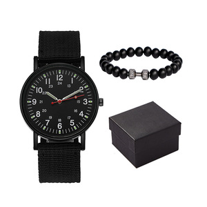 <span class=keywords><strong>Montre</strong></span>-bracelet à quartz simple pour <span class=keywords><strong>homme</strong></span>, bracelet personnalisé, cadran en verre 40 mm, vente en gros, ensemble cadeau <span class=keywords><strong>de</strong></span> bijoux sportifs avec sac OPP, <span class=keywords><strong>pas</strong></span> <span class=keywords><strong>cher</strong></span> - Product Image 1