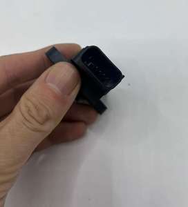 Sensor de Alta Presión Y129978-12700 Apto para Piezas de Excavadora y Maquinaria de Construcción - Product Image 4