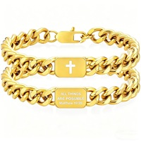 Bracelet cubain tendance en acier inoxydable plaqué or 18 carats pour homme avec pendentif croix chrétienne gravée – Bijou de mode, idéal pour un cadeau