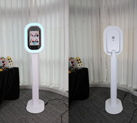 Machine Photobooth iPad à Livraison Rapide, Conception Tout-en-un, Installation par Vis à Vis sans Vis, Photobooth Selfie pour Mariages et Événements (Location)