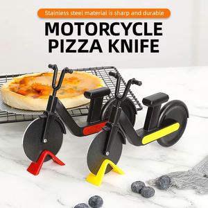Creative Motorcycle <b>Blade</b> Motorcycle-Style Precision Cutting <b>Roller</b> Pizza Cutter - Product Image 3