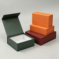 Boîte en papier rigide magnétique sur mesure, logo estampé à chaud en or, boîte imprimée offset pour l'emballage d'électronique, de vêtements et de portefeuilles