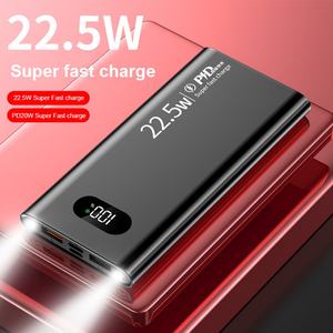 Banco de Energía Portátil PD22.5W con Doble USB y Pantalla LED Digital, Logotipo Personalizado, Cargador Súper Rápido, Capacidad de 10000mAh/20000mAh - Product Image 3