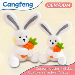 Coniglio di Peluche Bianco Morbido con Carota, Personalizzabile OEM, Regalo per Pasqua e Compleanno Bambini - Product Image 1