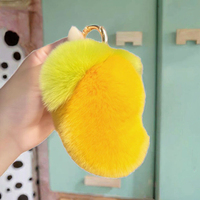 Porte-clés en peluche de fourrure de lapin haut de gamme, pendentif mignon en métal léger et plastique, porte-clés fruit Kawaii, cadeau