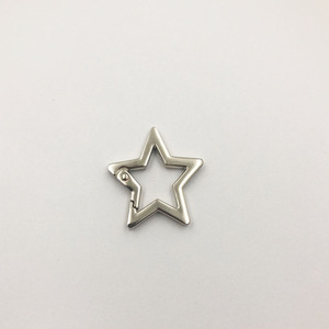 New Arrival Hợp kim kẽm pentacle hình chia <span class=keywords><strong>Key</strong></span> Ring <span class=keywords><strong>Key</strong></span> Fob trang trí Clasp Kết nố<span class=keywords><strong>i</strong></span> khóa tú<span class=keywords><strong>i</strong></span> xách Phụ Kiện phần cứng - Product Image 3