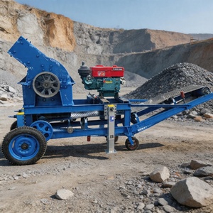 Trituradora de Martillos Portátil con Motor Diésel PC600*600, Alta Eficiencia para Triturar <span class=keywords><strong>Roca</strong></span> y Mineral de Oro, Capacidad de 30t/h, Línea para Triturar Guijarros de Río - Product Image 1