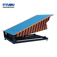 La Chine Table logistique fixe conteneur hydraulique charge quai rampe élévateur 8 tonnes 10 tonnes Tables élévatrices bon marché pour niveleur de quai