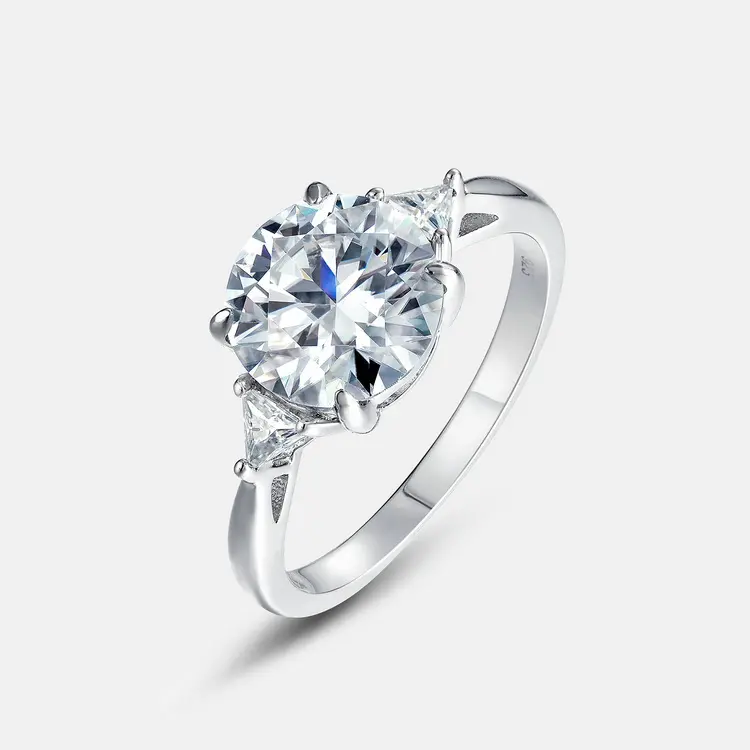 Hot Sale 2/2.5/3 Carat Moissanite Engagement Bridal Rings Three Stone 925 Sterling Silver Diamond Ring