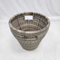Panier de rangement en osier de rotin synthétique de côté piscine extérieure de haute qualité d'hôtel