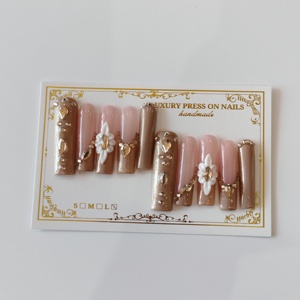 Nuevo diseño <span class=keywords><strong>fucsia</strong></span> 3D Extra largo cuadrado <span class=keywords><strong>uñas</strong></span> postizas Y2K alta calidad Prensa en <span class=keywords><strong>uñas</strong></span> al por mayor - Product Image 2