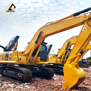 Excavadora Usada KOMATSU PC200 Robusta y Eficiente para Construcción Urbana, Construcción de Carreteras y Proyectos de Excavación de Cimentaciones - Product Image 1