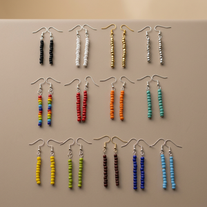 Pendientes largos hechos a mano con cuentas de semillas, multicolor, estilo bohemio, joyería de moda, pendientes largos de cuentas de vidrio tipo arroz. - Product Image 1