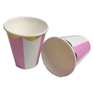 จานกระดาษลายทางสีชมพูและสีขาวขอบทองสำหรับงานเลี้ยงฉลองเทศกาลชิซี - Product Image 3