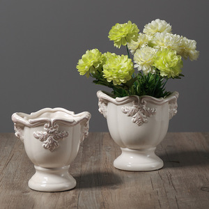 Vase en céramique émaillée de style classique européen, vase décoratif de style rétro, vase à fleurs pour la maison, le bureau ou un mariage - Product Image 6