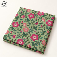 Tissu tissé respirant en popeline 100 % coton 75 GSM LNS Nemophila Spindle Open Blossom Print pour chemisiers et robes d'été pour enfants